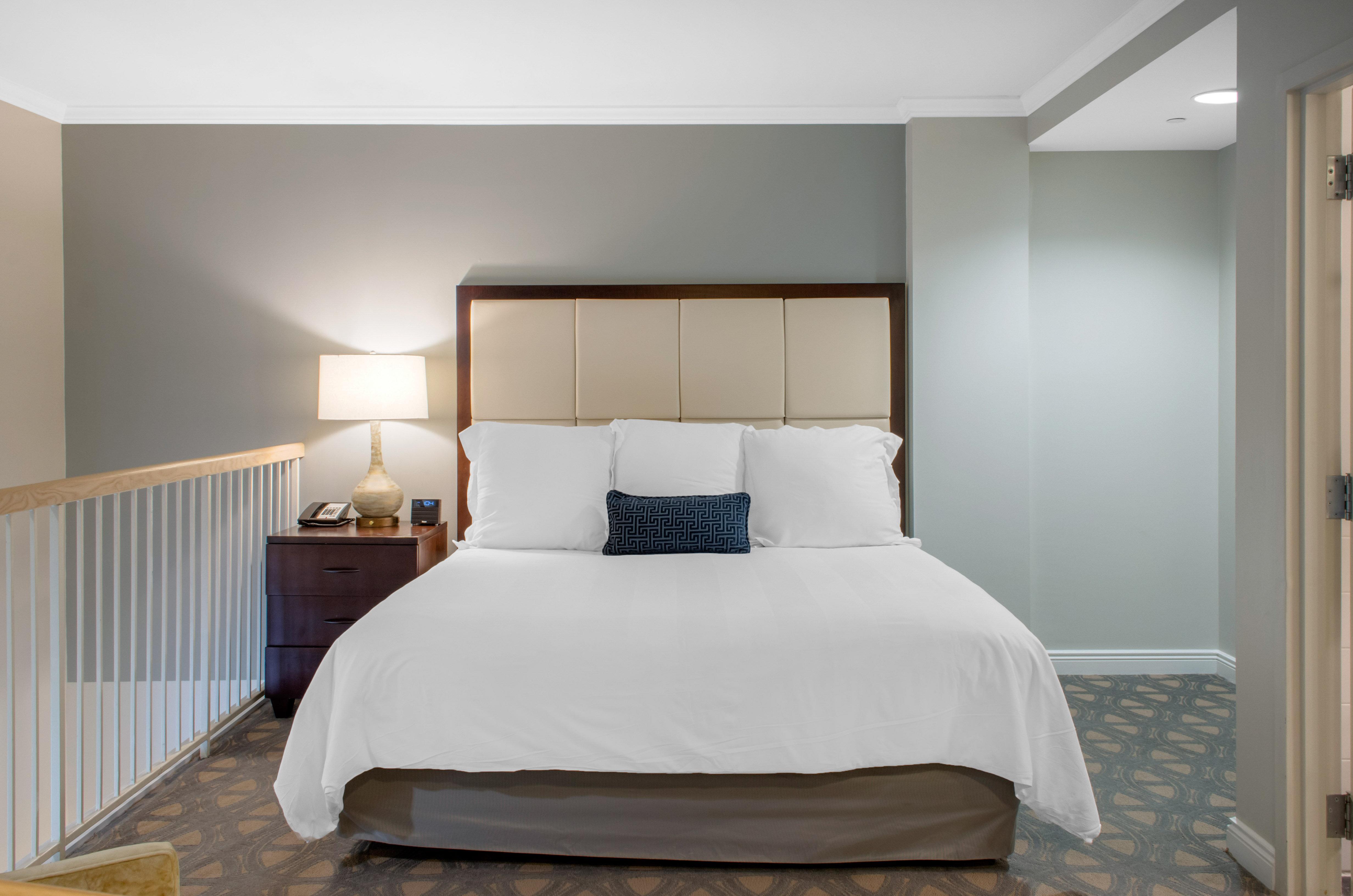 Riverfront 4*