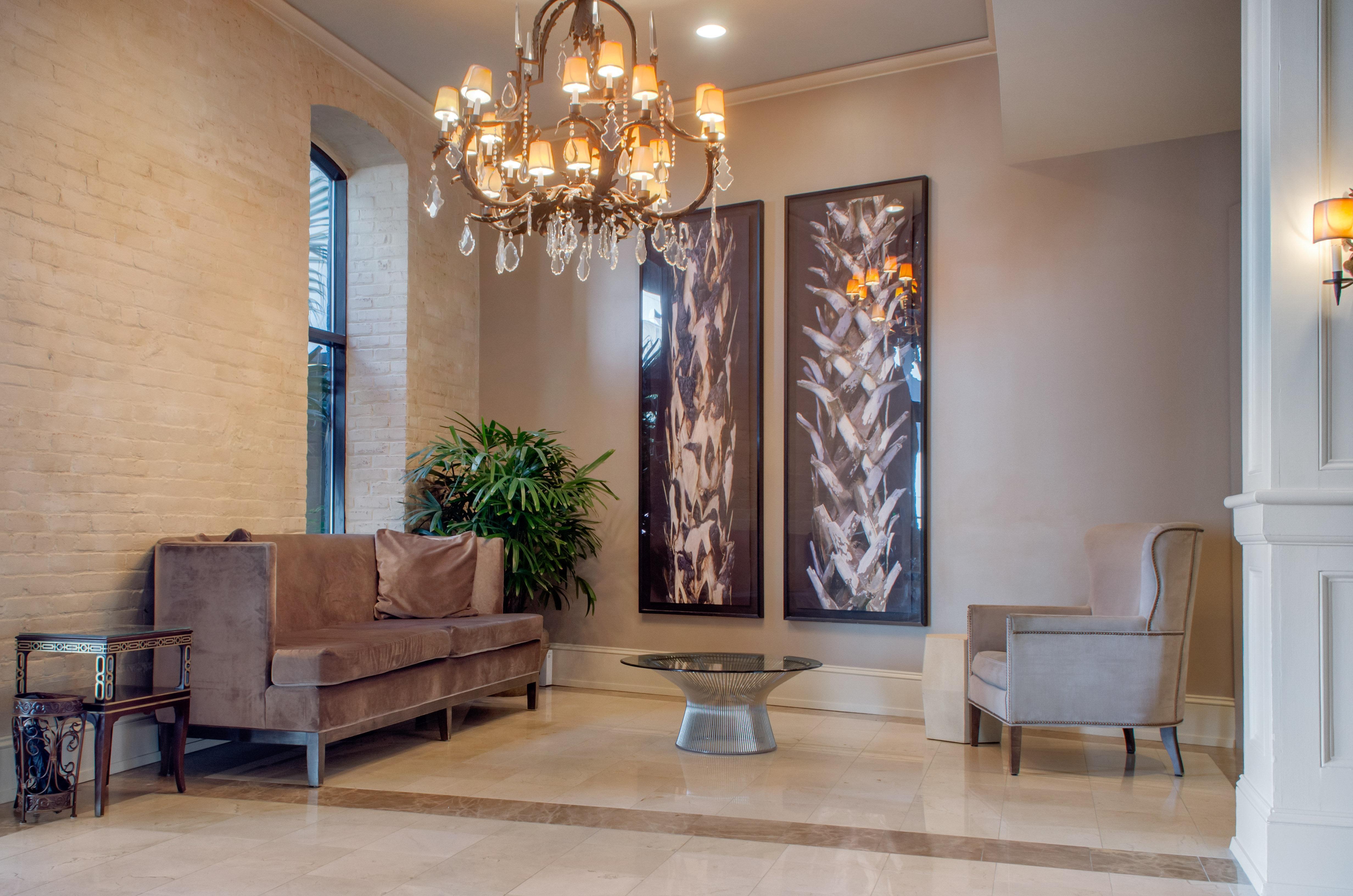 Hotel Riverfront 4*