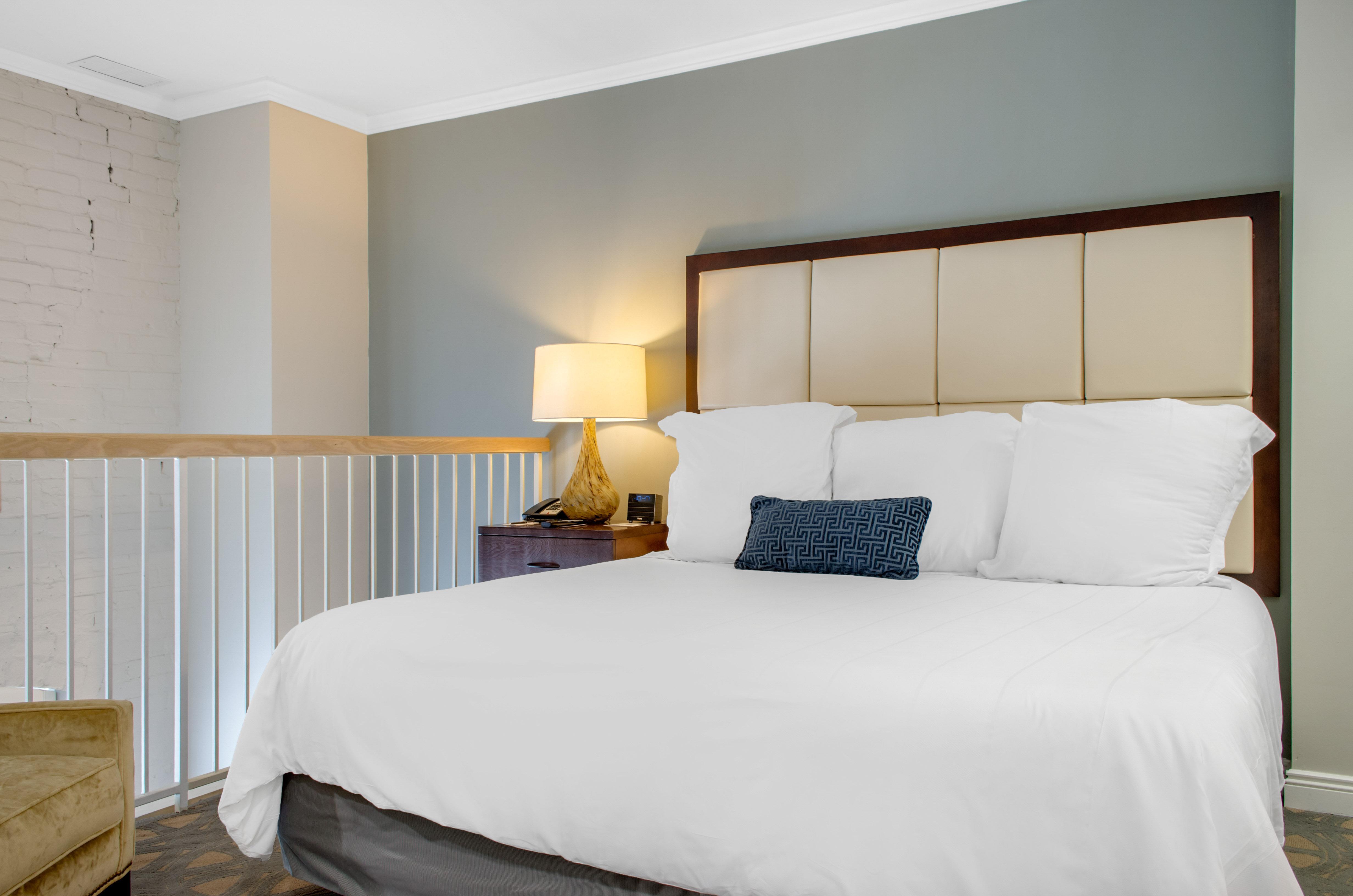 Riverfront Hotel 4*