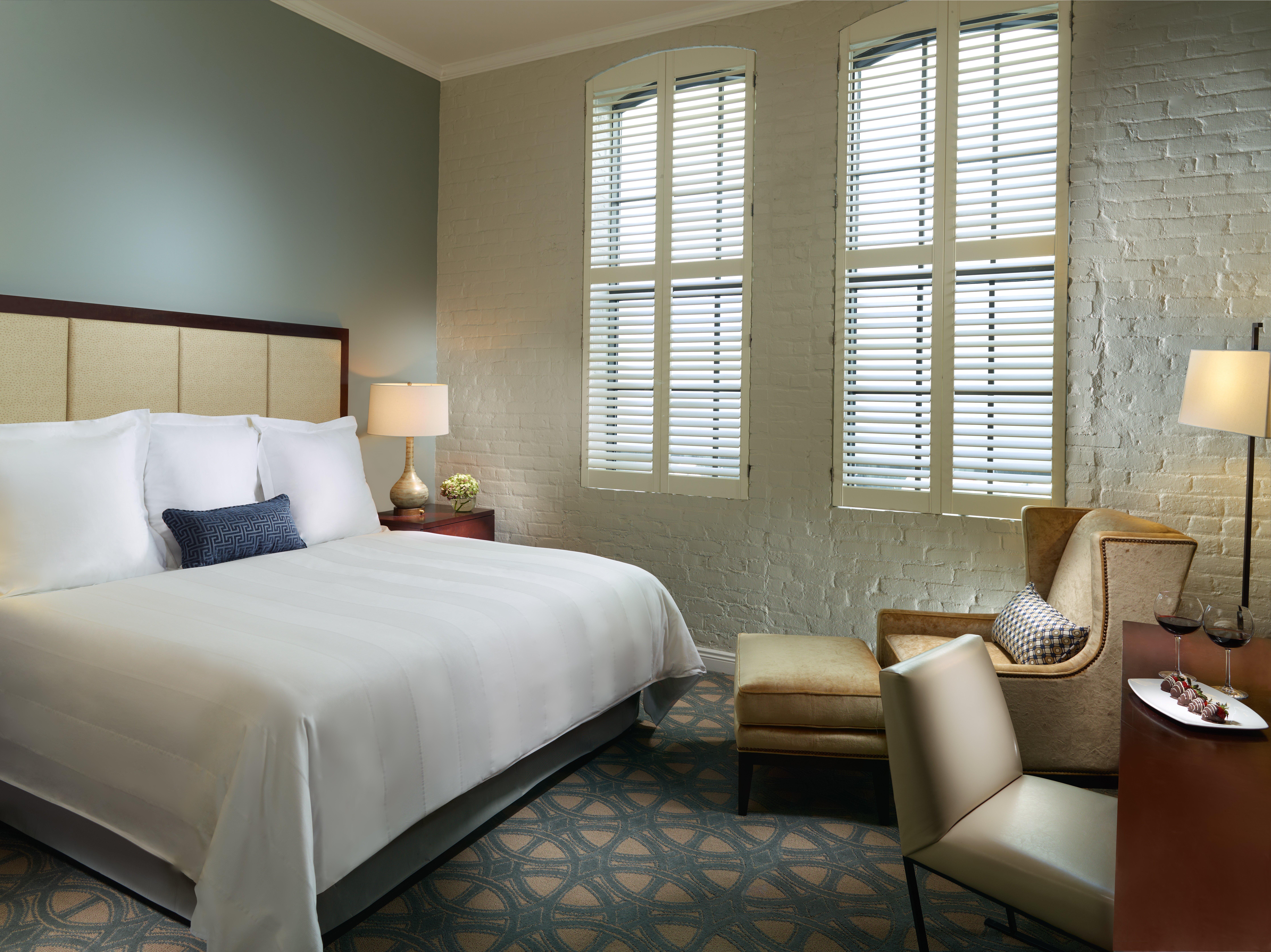 Riverfront Hotel